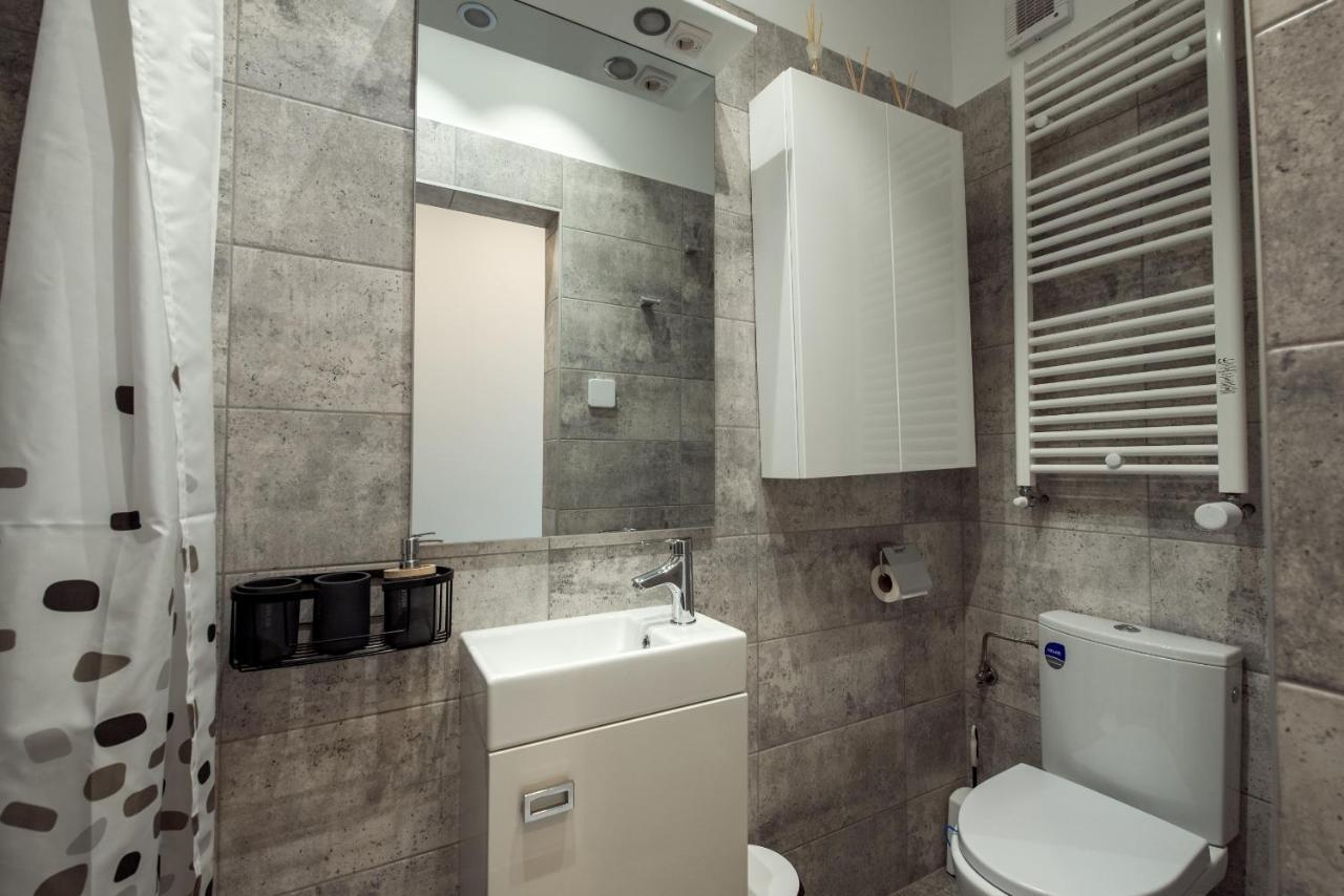 Cozy Penthousestudio Cityview W12 Bucharest Exterior photo